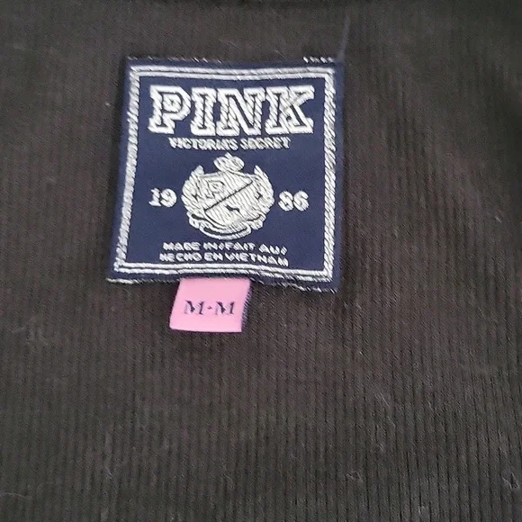 ❤️ Pink tank for Valentines! - Picture 3 of 6